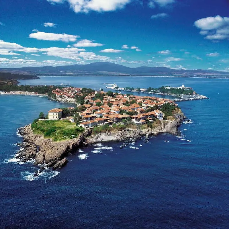 Menada Green Hills Apartments Sozopol