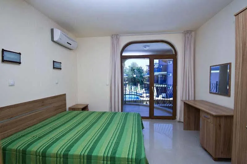 Menada Green Hills Apartments Sozopol