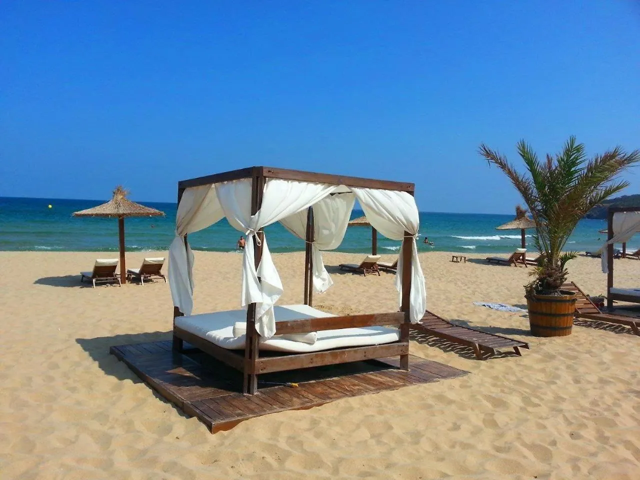 Menada Green Hills Apartments Sozopol